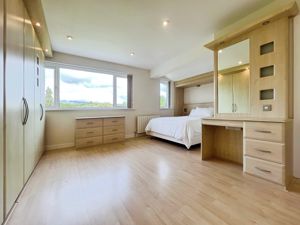 Bedroom- click for photo gallery